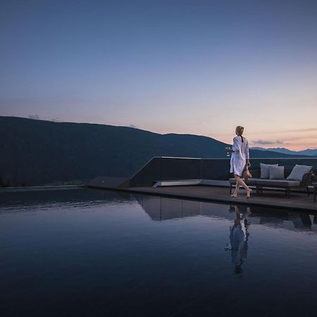 Terentnerhof 4*S Active & Lifestyle Hotel Terento Esterno foto