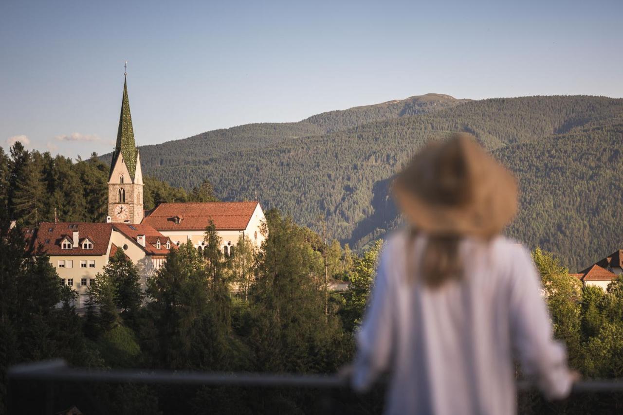 Terentnerhof 4*S Active & Lifestyle Hotel Terento Esterno foto