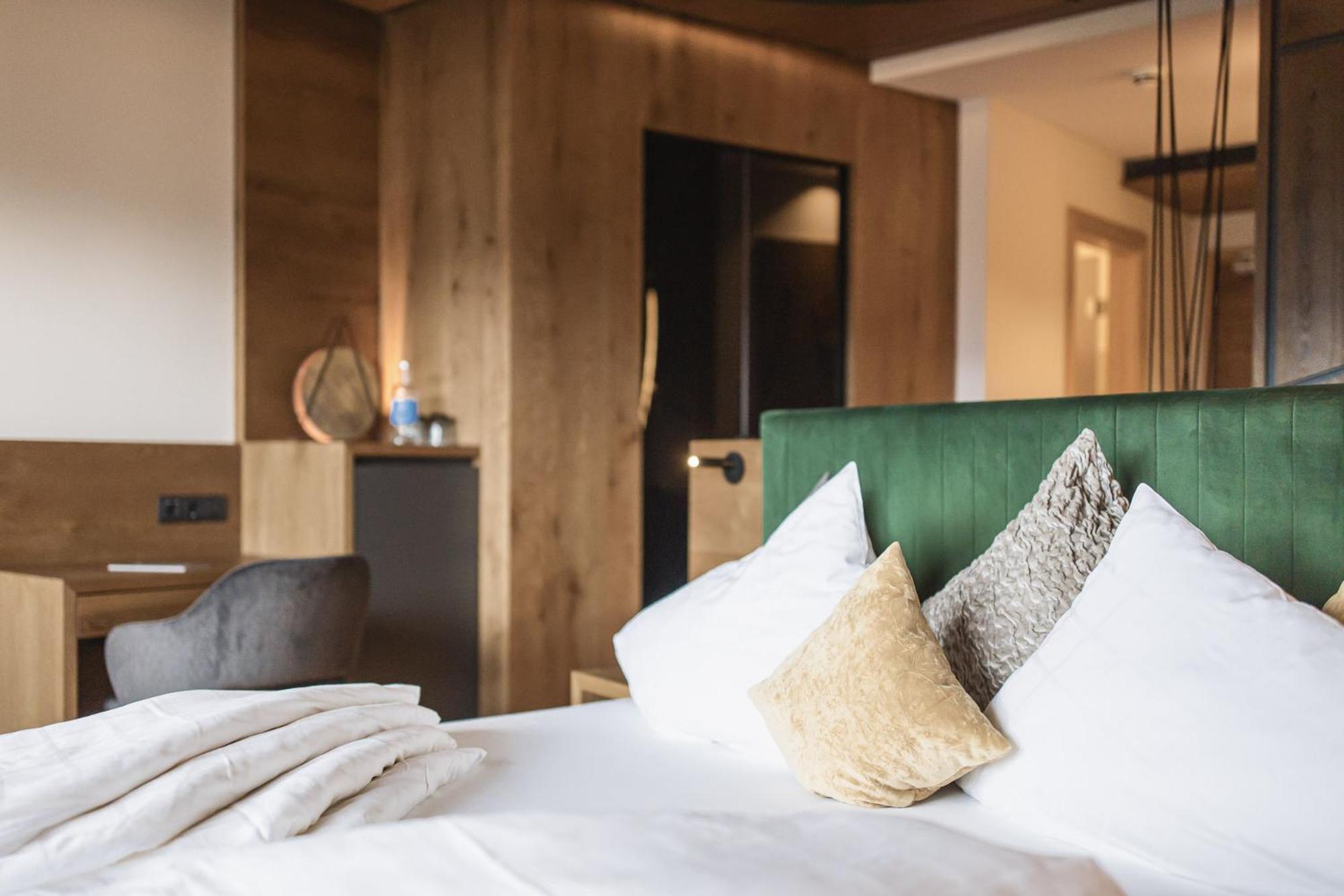 Terentnerhof 4*S Active & Lifestyle Hotel Terento Esterno foto