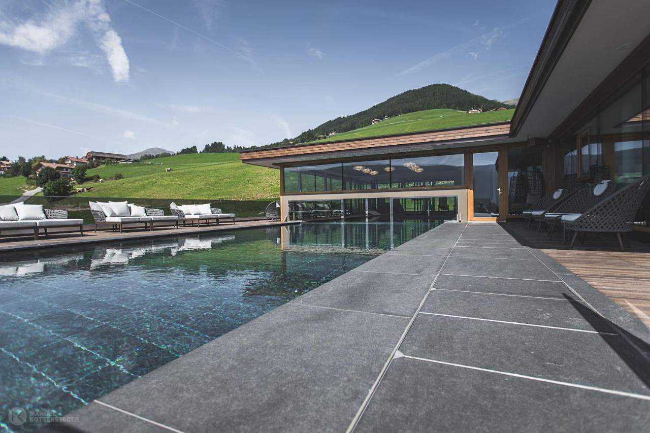 Terentnerhof 4*S Active & Lifestyle Hotel Terento Esterno foto